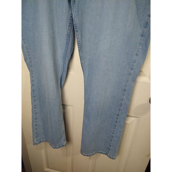 Lee Woman 20 Jeans Medium Wash Straight Leg Denim Stretch Casual - Picture 3 of 12